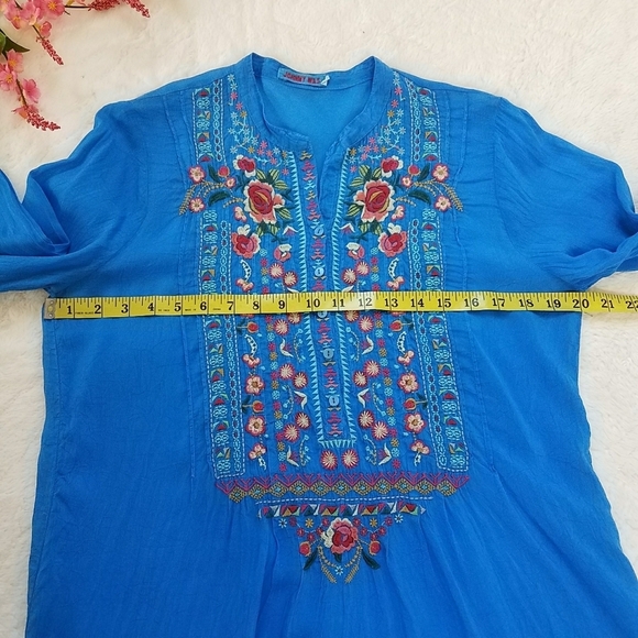 Johnny Was Embroidered Tunic Blouse - Picture 4 of 7
